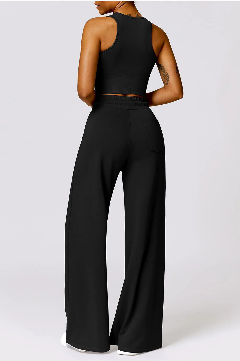 KATCH ME U-Neck Seamless Shaping Crop Tank With Cups - Image 9